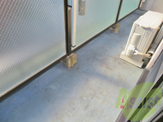 広いバルコニーが付いているので晴れた日は洗濯物が干せますね 広いバルコニーが付いているので晴れた日は洗濯物が干せますね