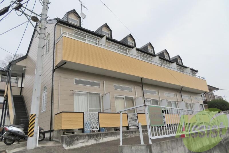 メゾン中城の外観