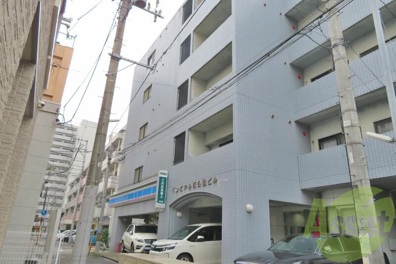 パンビアル西公園の外観