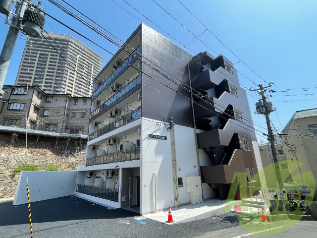 ジュネス八幡の外観