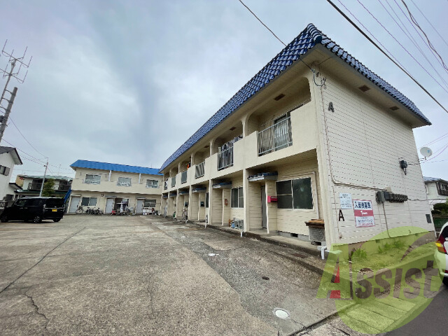 南仙台ハイツA棟の外観