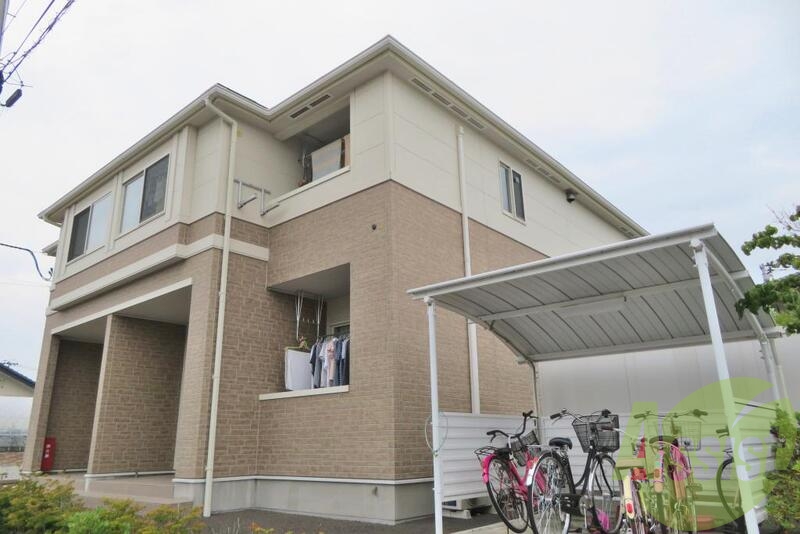 ディアコート美田園２の外観