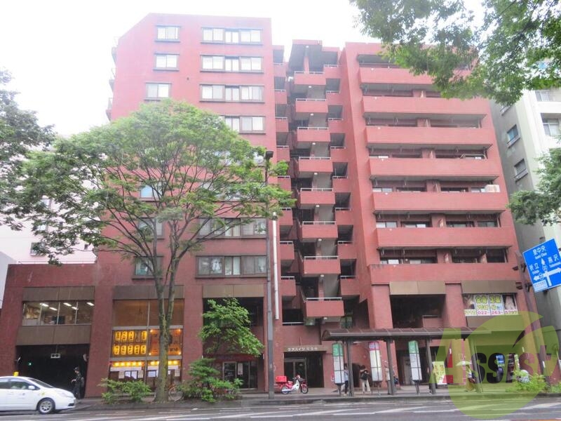 ネオハイツ勾当台の外観