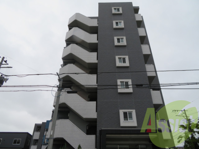 仙台市宮城野区新田２丁目の賃貸マンションの外観