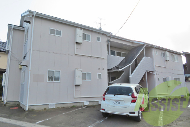 仙台市若林区上飯田１丁目の賃貸アパートの外観