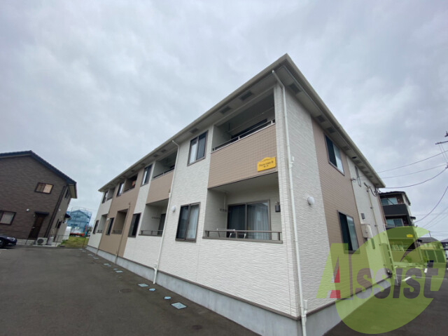 仙台市若林区なないろの里２丁目の賃貸アパートの外観