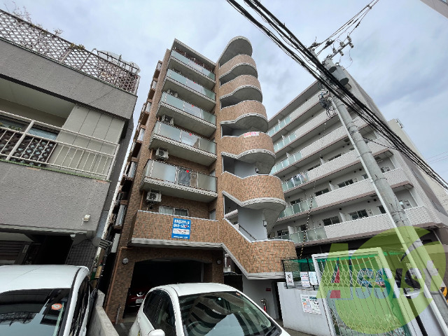 仙台市若林区新寺３丁目の賃貸マンションの外観