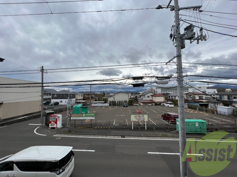 近隣住居とも離れているので、騒音等の問題も無さそうですね。 近隣住居とも離れているので、騒音等の問題も無さそうですね。