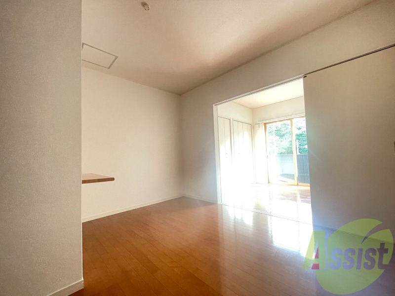 10帖のリビングです。広々としていますね。 10帖のリビングです。広々としていますね。