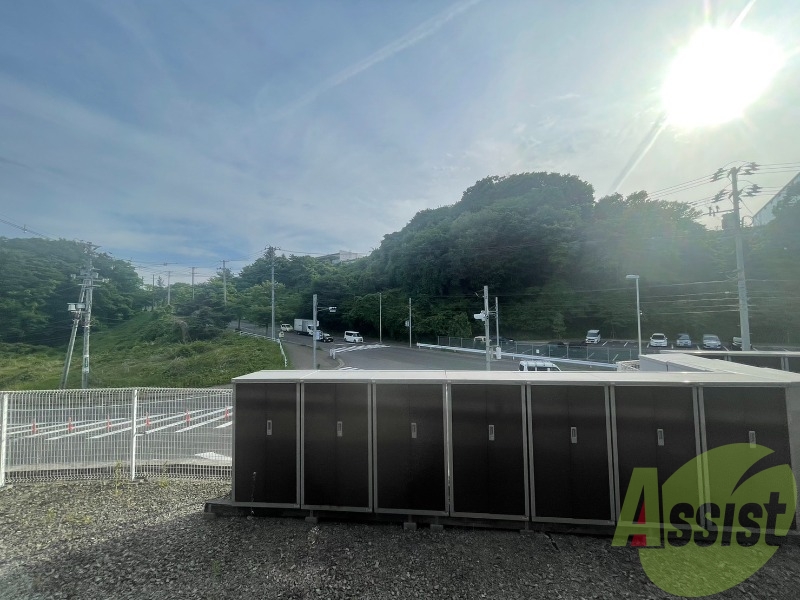 バルコニーからの眺望です。空が良く見えます。 バルコニーからの眺望です。空が良く見えます。