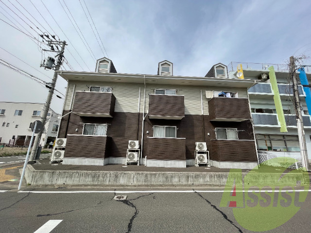 仙台市宮城野区新田東２丁目の賃貸アパートの外観