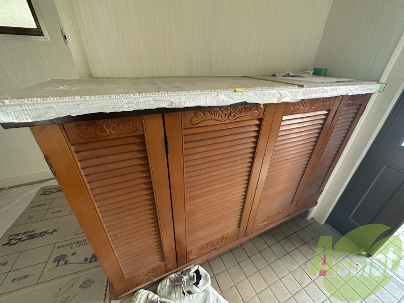 玄関収納としても利用しても良さそうですね。 玄関収納としても利用しても良さそうですね。
