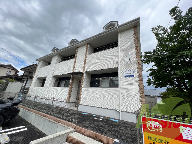 仙台市青葉区栗生５丁目の賃貸アパートの外観
