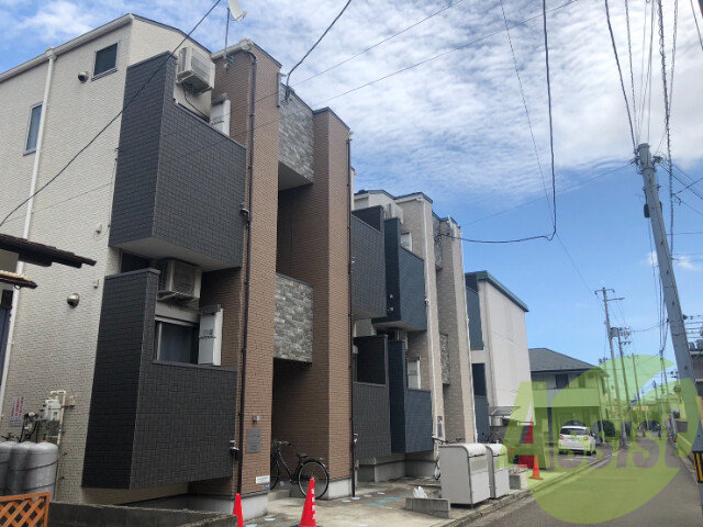 仙台市宮城野区新田２丁目の賃貸アパートの外観