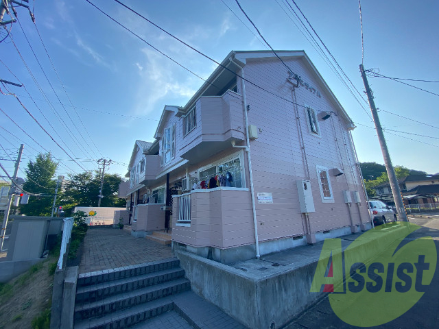 仙台市泉区七北田字大沢明通の賃貸アパートの外観