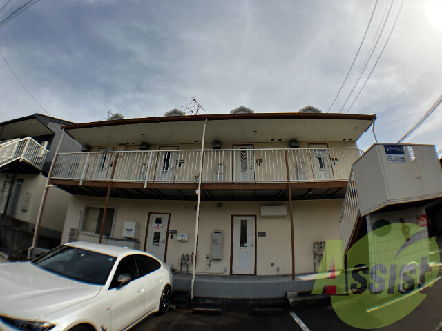 仙台市泉区東黒松の賃貸アパートの外観