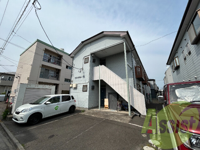 仙台市宮城野区新田１丁目の賃貸アパートの外観