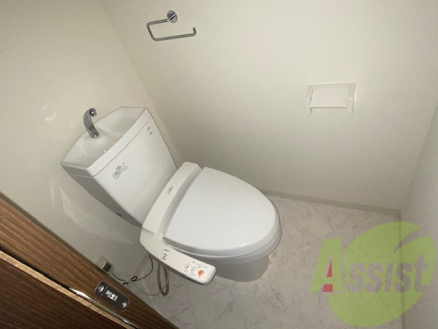 各機能付きのトイレになります。便利にお使いいただけます。 各機能付きのトイレになります。便利にお使いいただけます。
