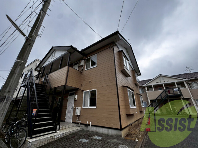 仙台市若林区中倉１丁目の賃貸アパートの外観