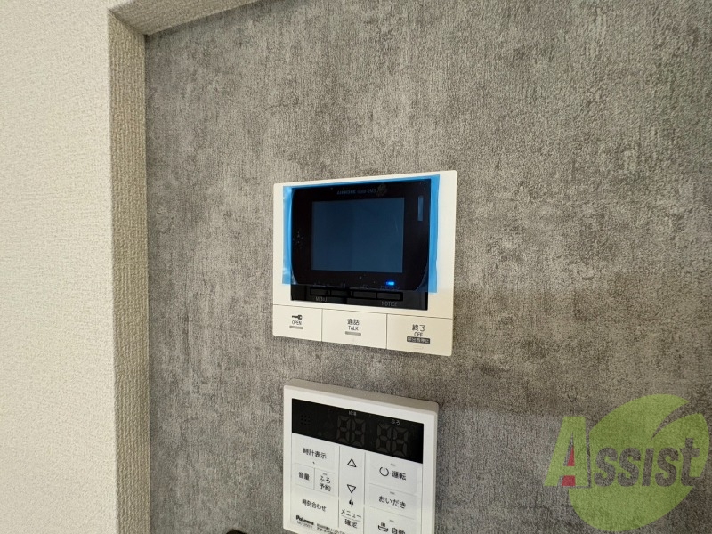 オートロックモニター付きインターホンが付いて防犯面も安心です オートロックモニター付きインターホンが付いて防犯面も安心です