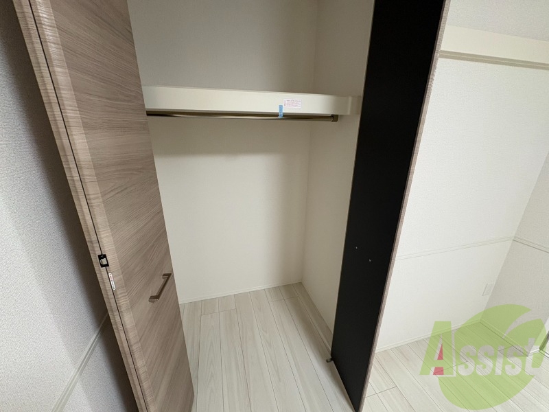 収納は奥行きがあり荷物が多くても大丈夫です。 収納は奥行きがあり荷物が多くても大丈夫です。