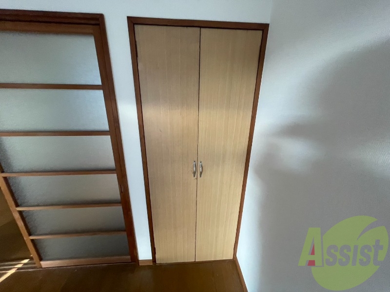 ここに収納があります。収納があると部屋が広く使えます。 ここに収納があります。収納があると部屋が広く使えます。