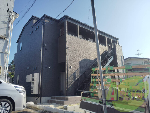 仙台市泉区東黒松の賃貸アパートの外観