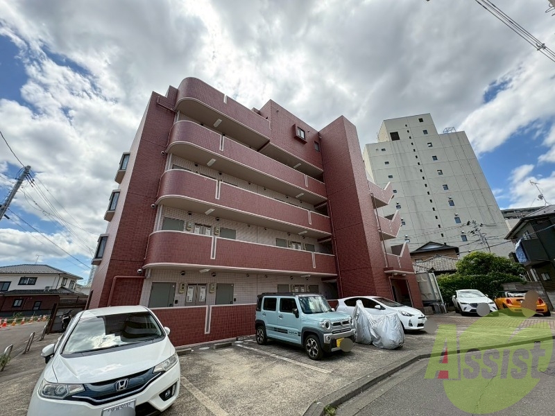 仙台市宮城野区五輪１丁目の賃貸マンションの外観