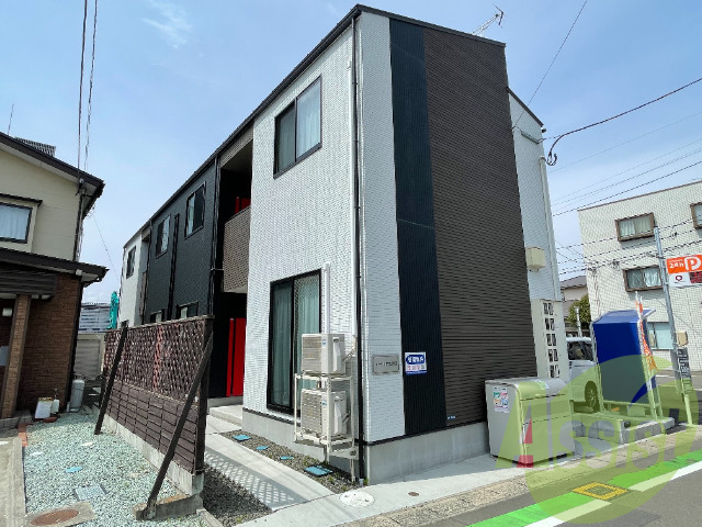 仙台市若林区志波町の賃貸アパートの外観