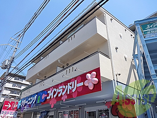 西緑丘グランハイツDの外観