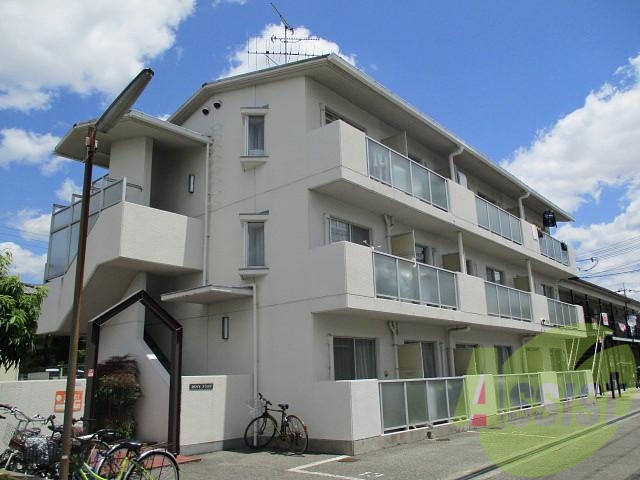 ホワイトフラッツの外観