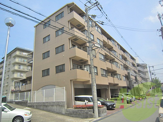 デイグラン桃山台の外観