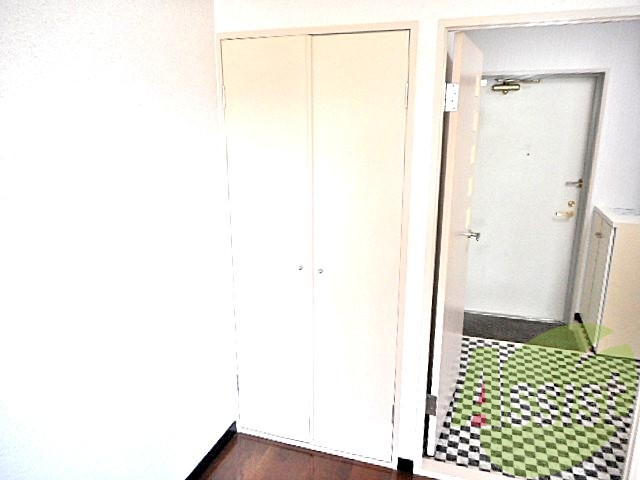 お部屋の収納も大きめのサイズです! お部屋の収納も大きめのサイズです!