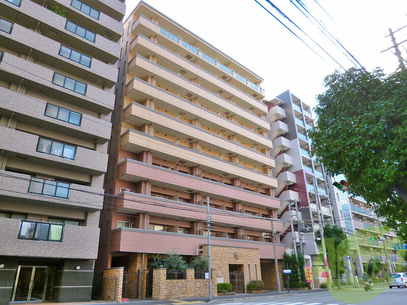 グランシス江坂の外観