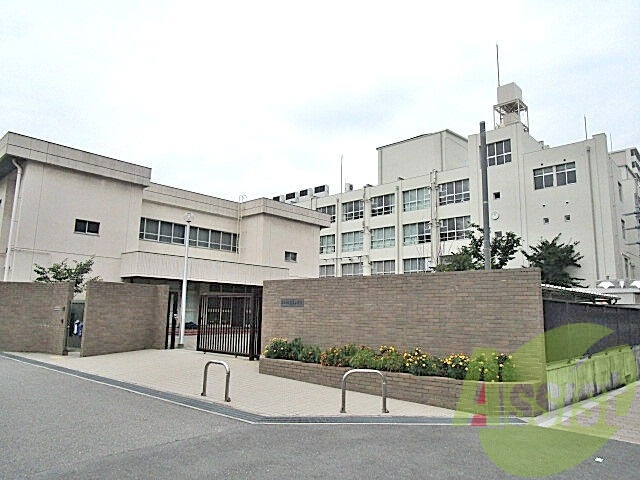 大阪市立宮原中学校 366m 大阪市立宮原中学校 366m