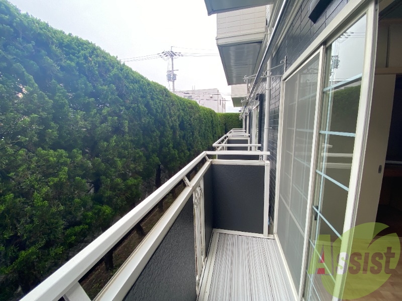 バルコニー バルコニー