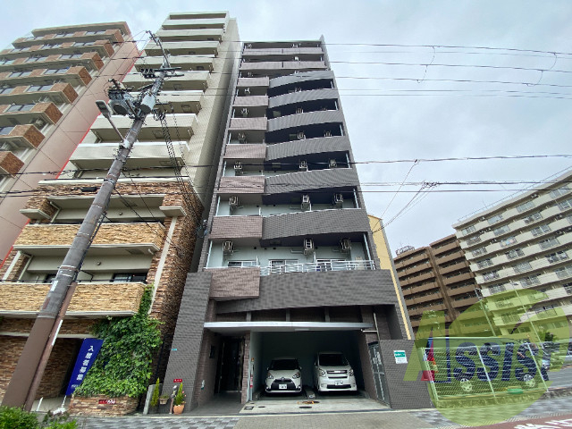 新大阪セレニテの外観