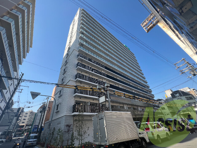 スプランディッド十三本町の外観