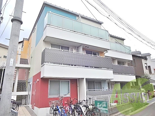 GROOVE待兼山の外観
