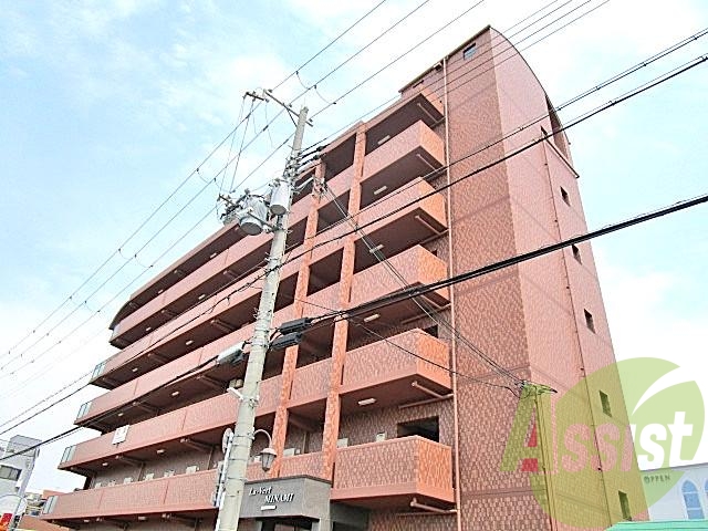 ラヴェールミナミの外観