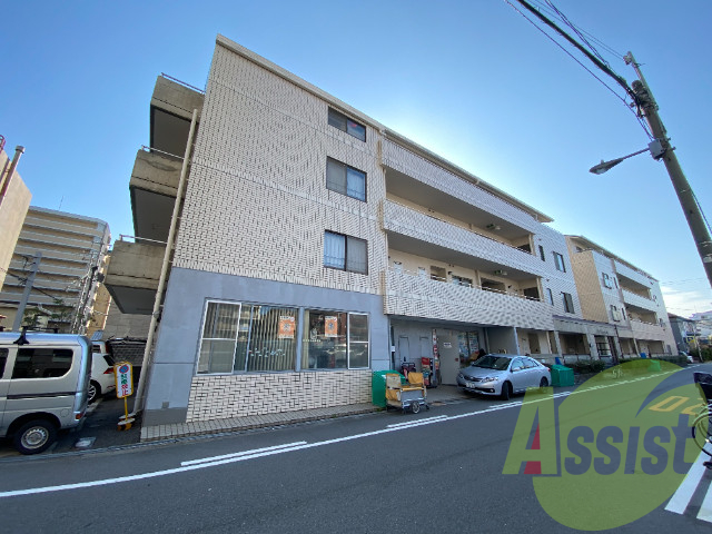ライフステージ新大阪の外観