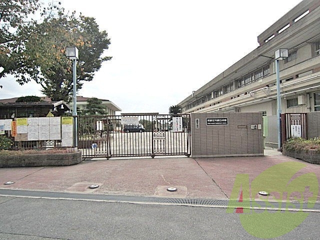 千里第三小学校 1501m 千里第三小学校 1501m