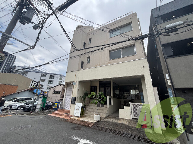 杉本ビルの外観