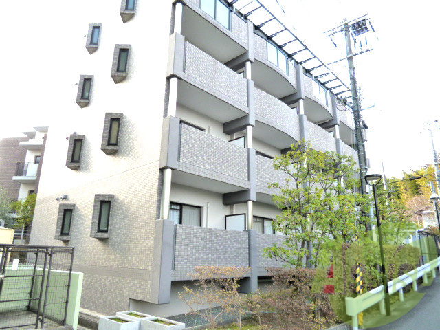 シャノアールの外観