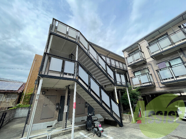 ヴィラージュみのお　Ａの外観