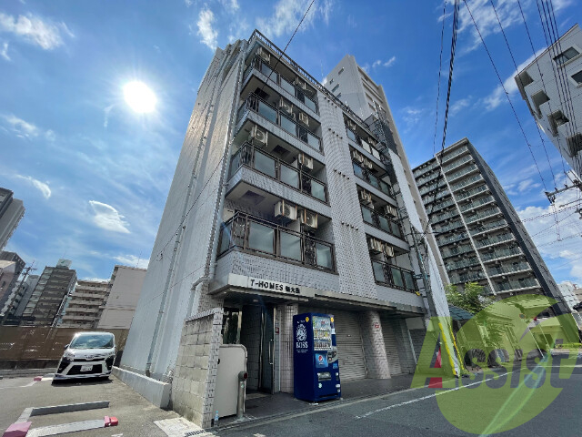 ティーホームズ新大阪の外観