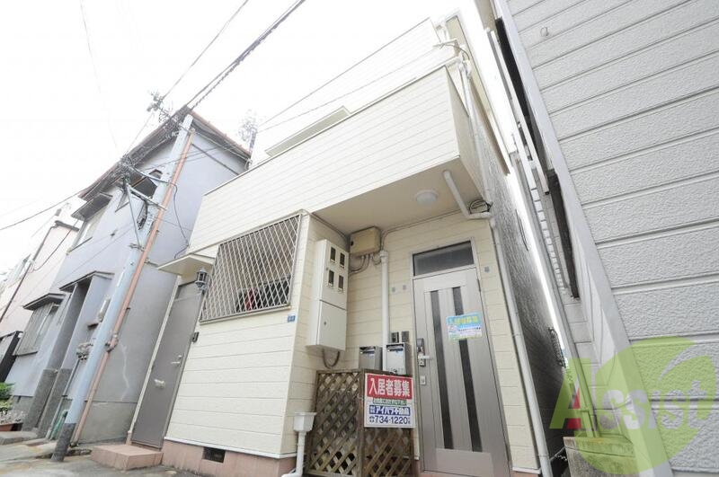 神戸市須磨区須磨浦通４丁目の賃貸アパートの外観