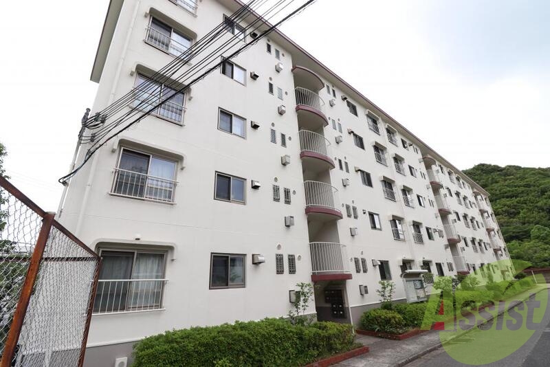 高倉台10団地43号棟の外観