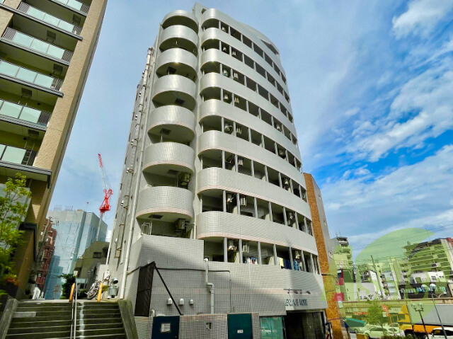 ニューブ神戸の外観