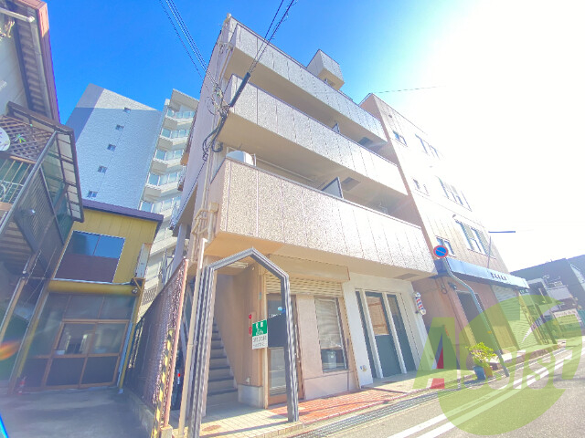 OLD KOBEの外観